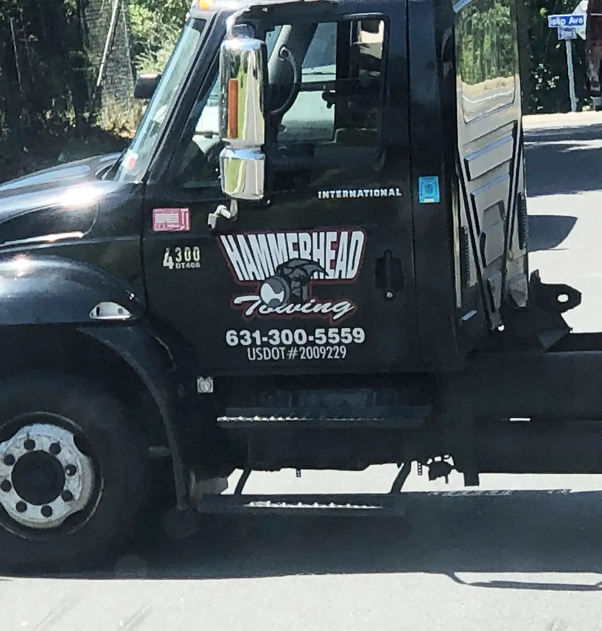hammerhead towing truck